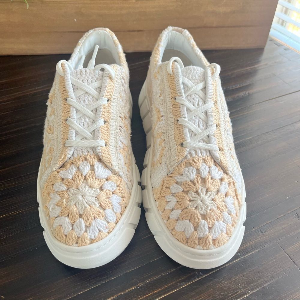 FREE PEOPLE Catch Me If You Can Crochet Platform Sneaker in Natural Size 9.5 NEW - Picture 7 of 15